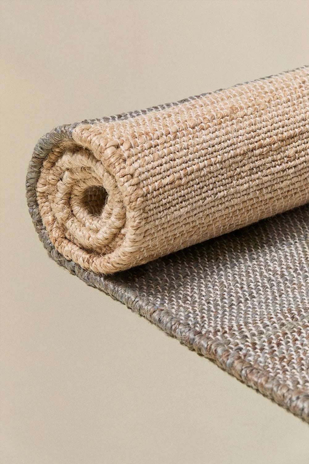 Alfombra de yute y algodón Brianda