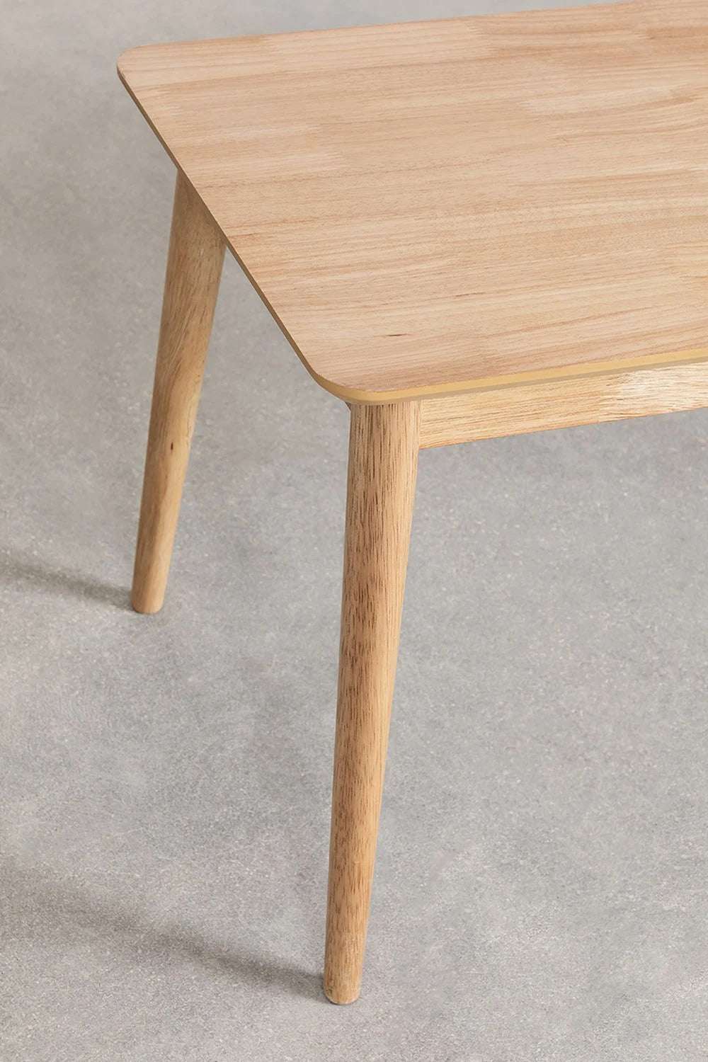 Banco en Madera Betta – Estilo Natural y Funcional