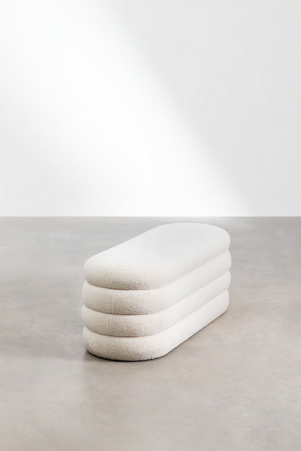 Banco con Almacenaje en Borreguito Jutson