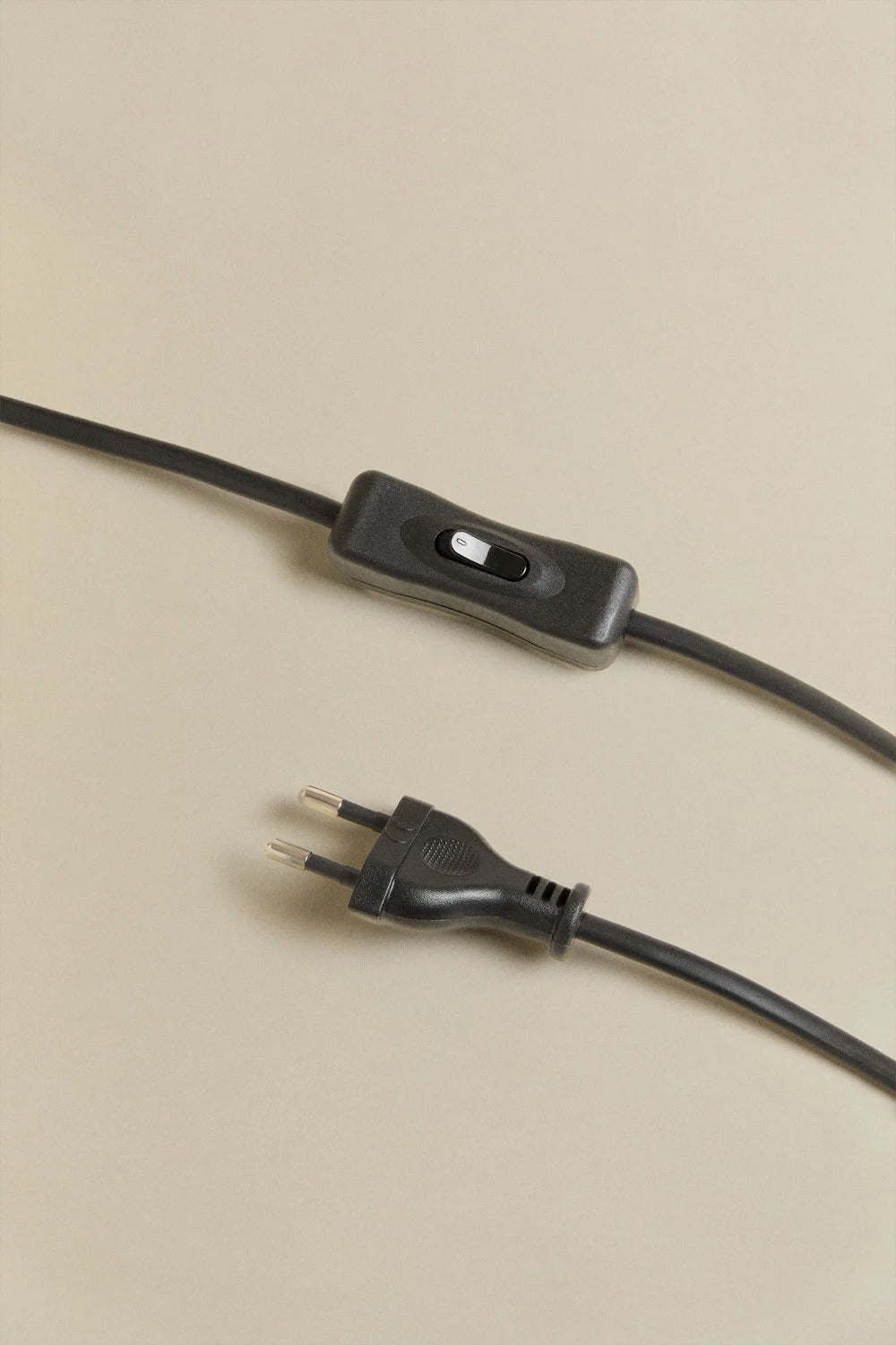 Lámpara de Mesa en Madera de Acacia y Cristal – Freidy - Ami home decor