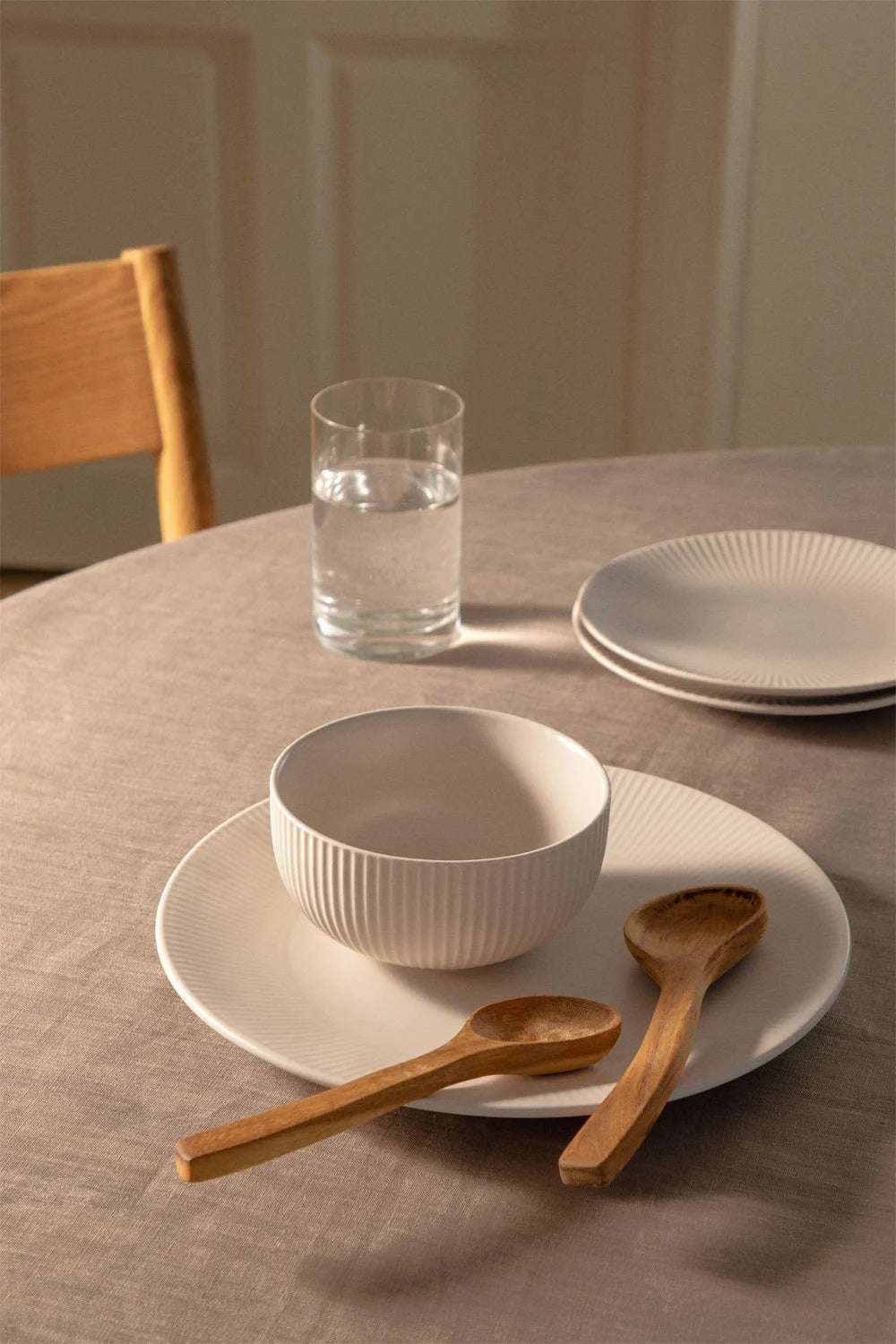 Vajilla en New Bone China de 12 Piezas Elmora – Beige Tapioca