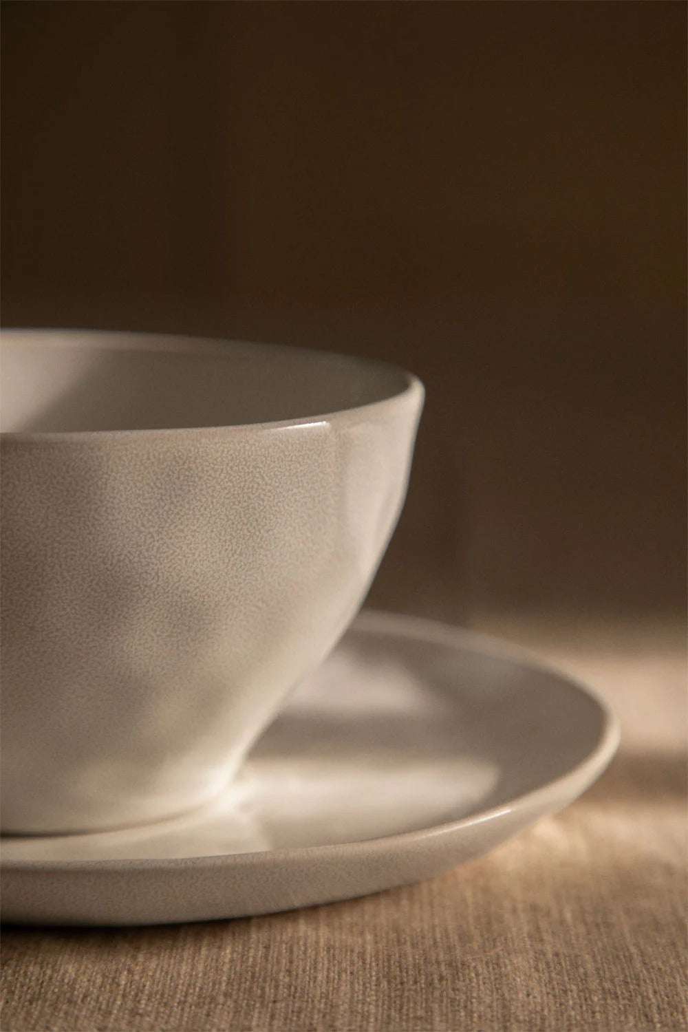 Vajilla en Gres de 12 Piezas Sibeta – Blanco Elegante