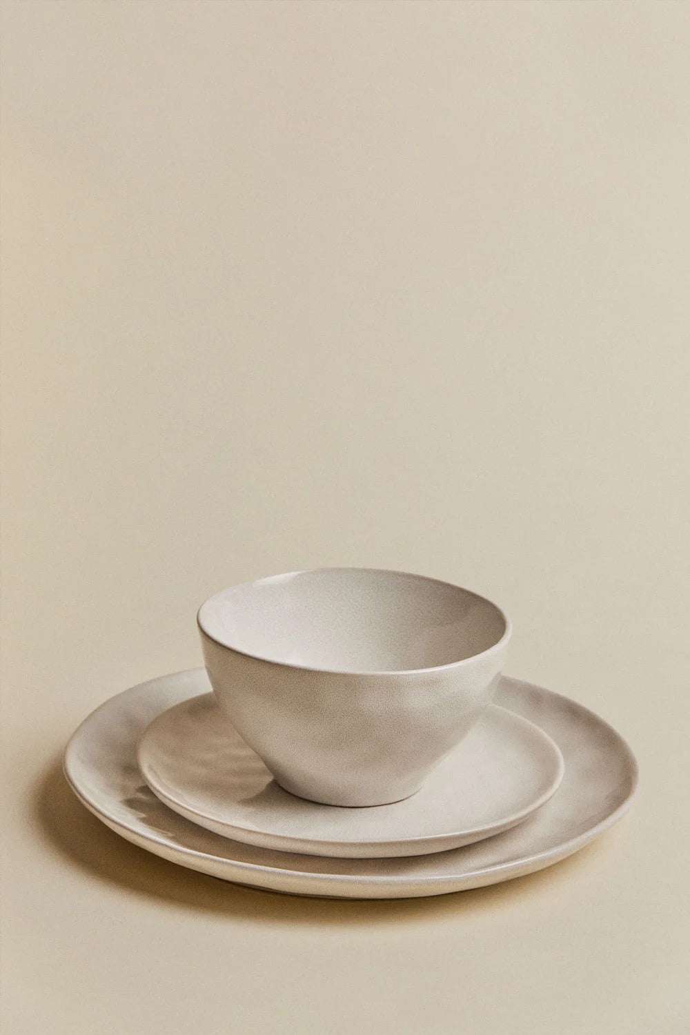 Vajilla en Gres de 12 Piezas Sibeta – Blanco Elegante