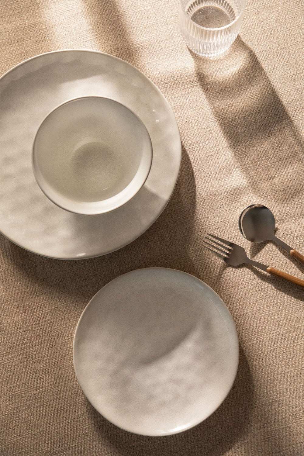 Vajilla en Gres de 12 Piezas Sibeta – Blanco Elegante