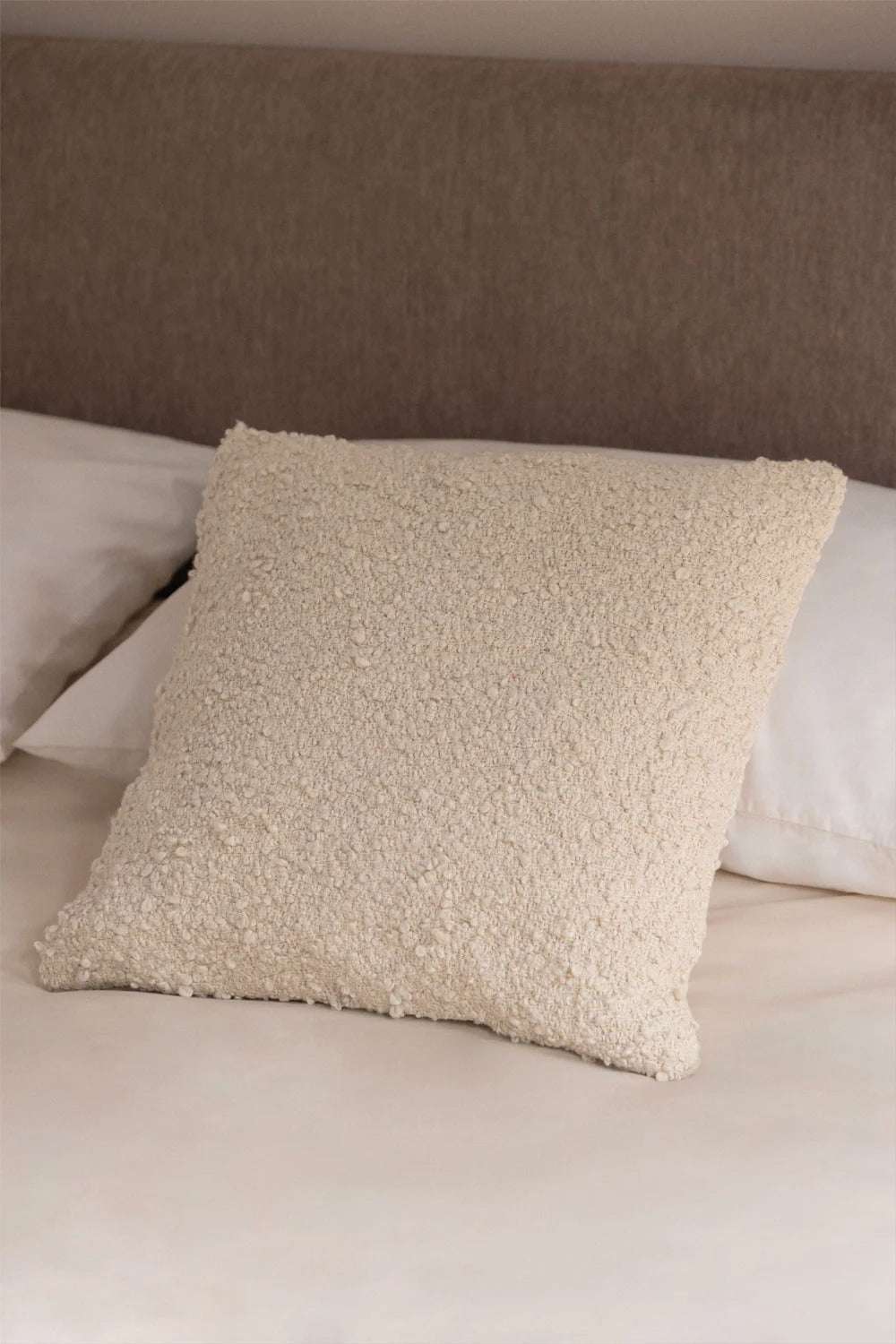 Cojín decorativo Zanero en bouclé (45x45 cm)