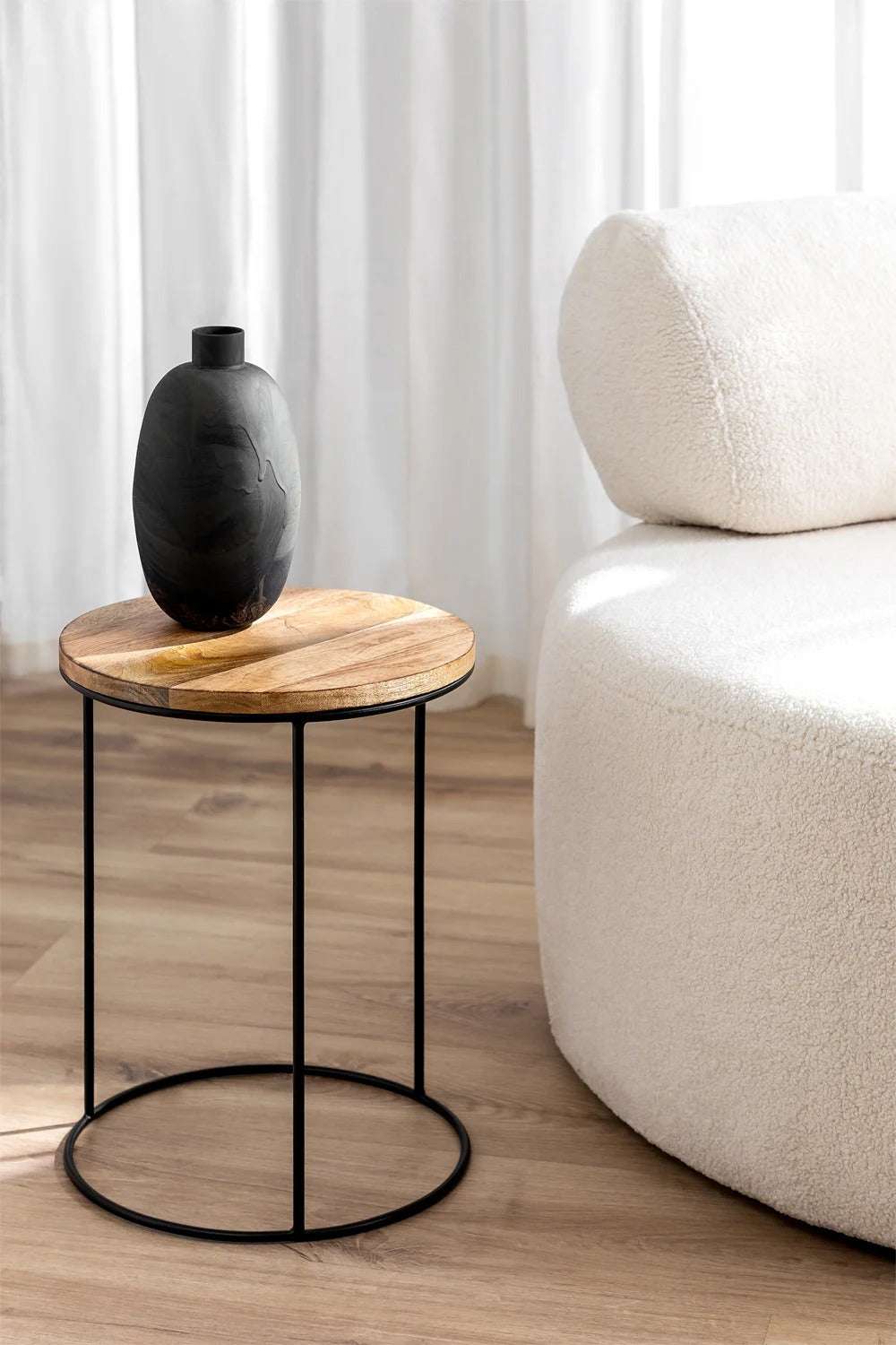 Mesa Auxiliar Redonda en Madera de Mango (Ø30 cm) – Tannam