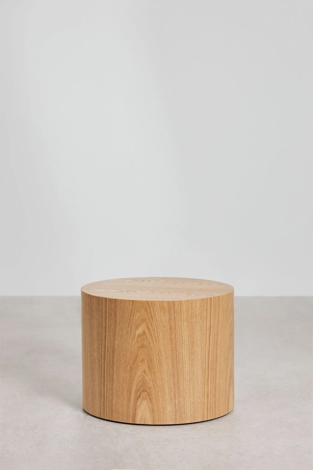 Mesa Auxiliar Redonda Lily – MDF y Chapa de Fresno (Ø50 cm) - Ami home decor